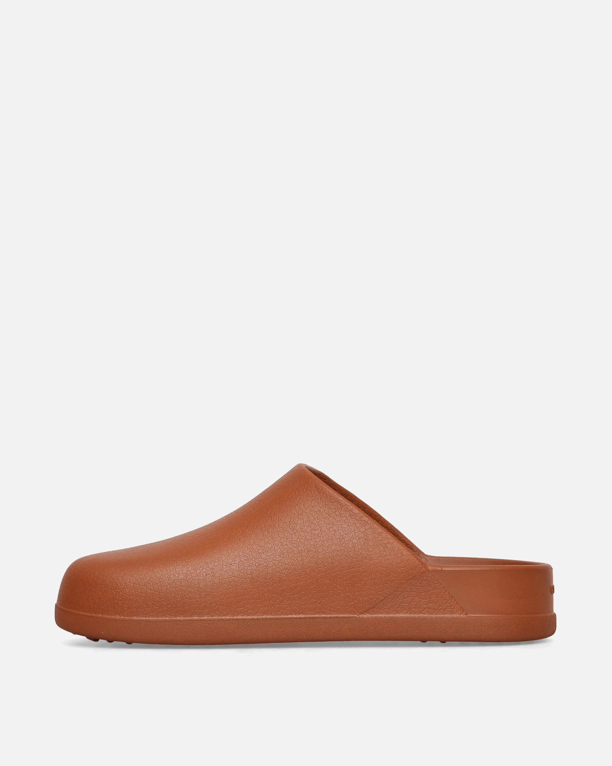 Dylan Clogs Cognac Foam Comfort Clogs