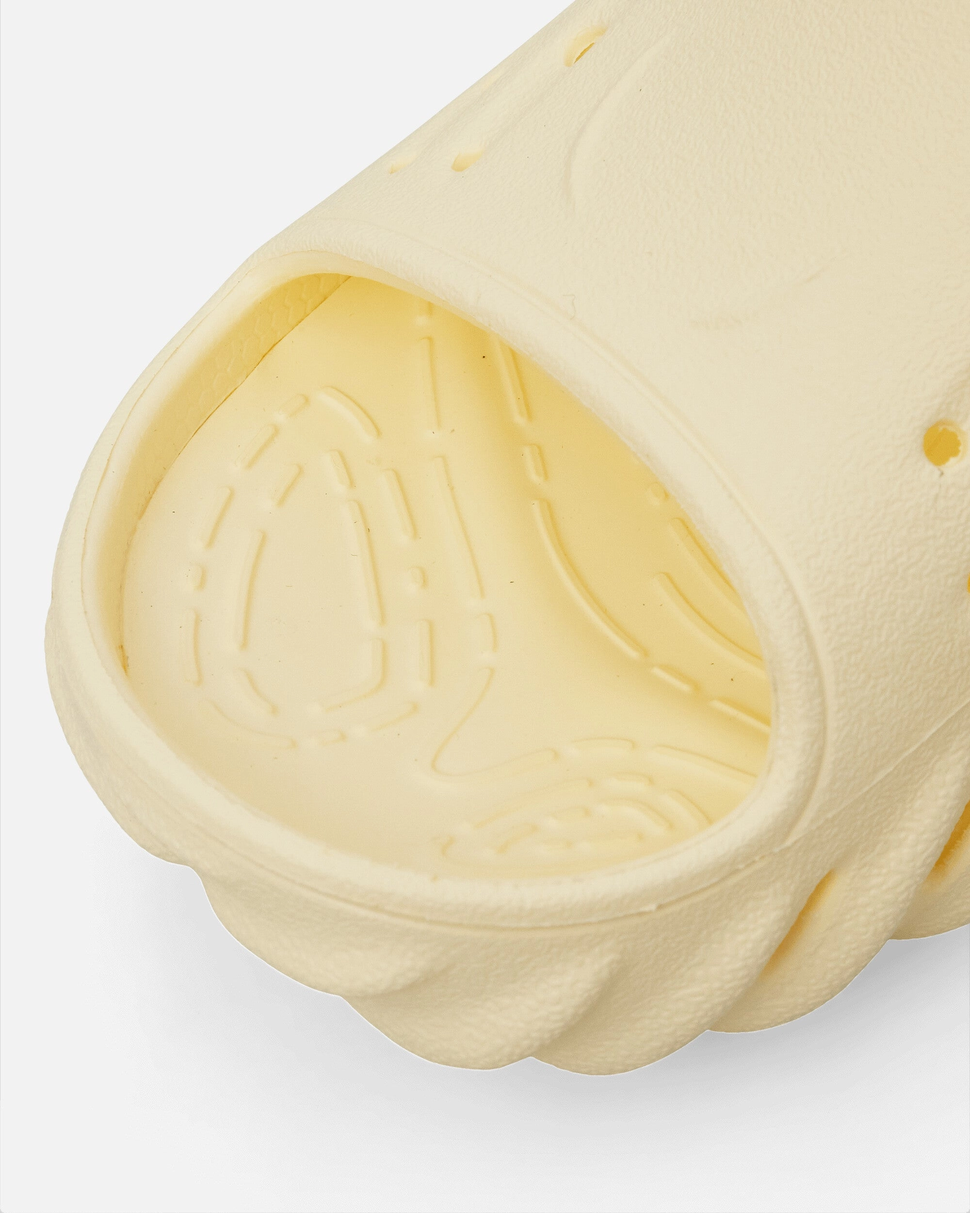 Echo Slides Buttercream Foam Comfort Clogs