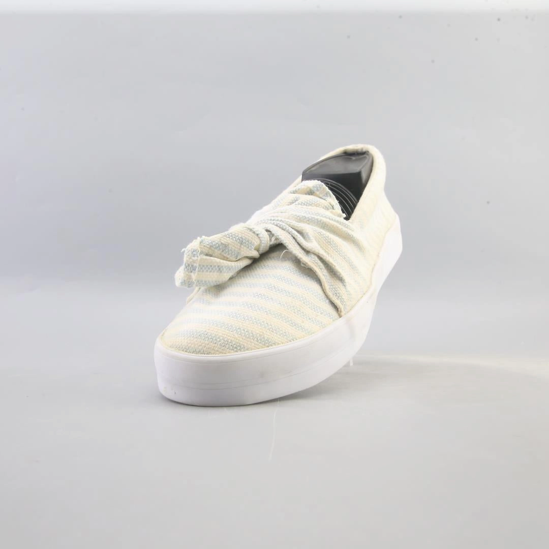EVANS SHEILA 2 Vans casual shoe snapshots