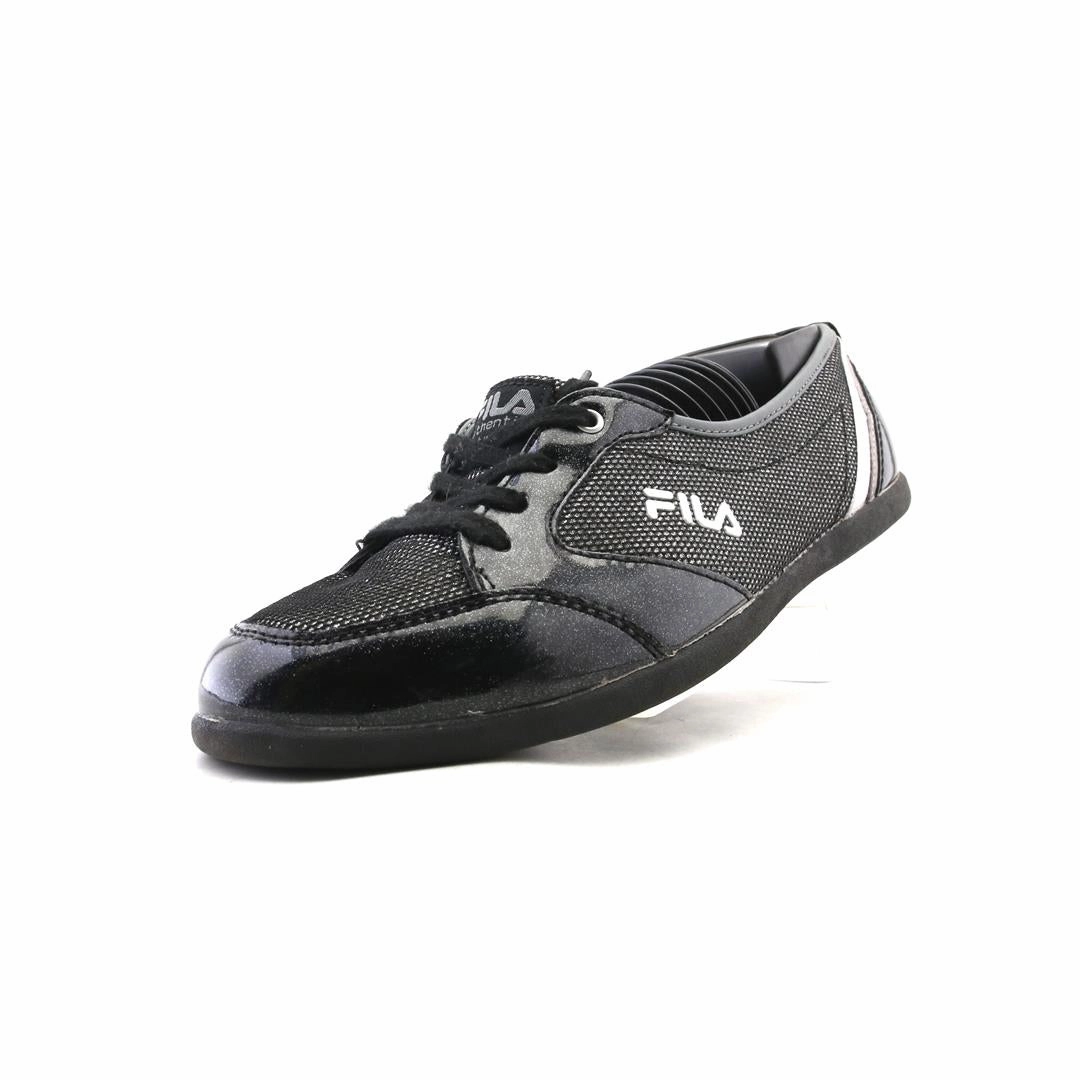 FILA , Fila athletic shoe visuals
