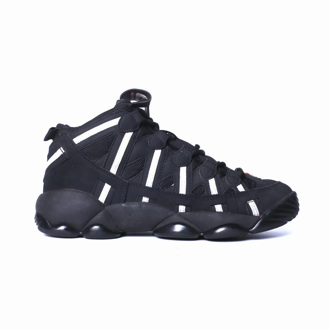 FILA . Fila athletic shoe visuals