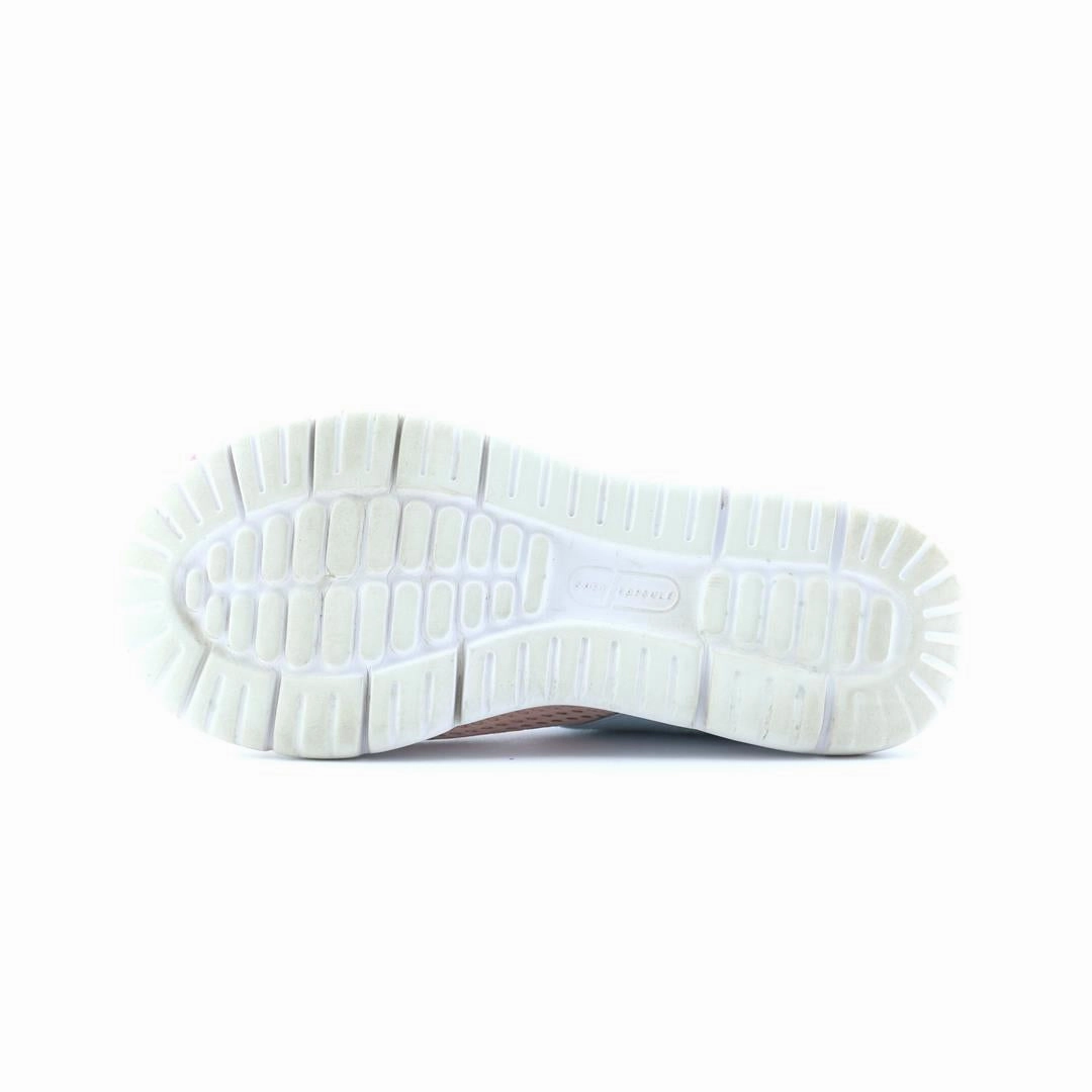 FILA . Fila athletic shoe visuals