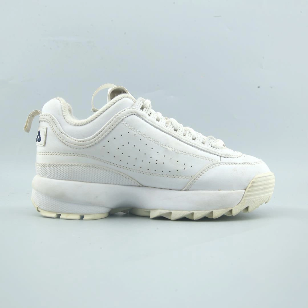 FILA DISRUPTOR 2 Fila athletic shoe visuals