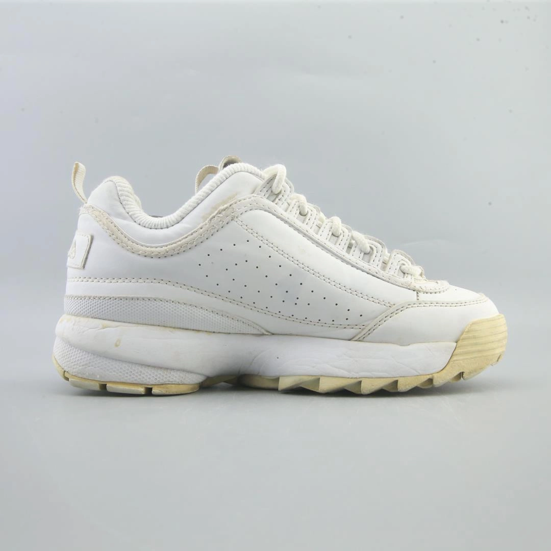 FILA DISRUPTOR 2 Fila athletic shoe visuals