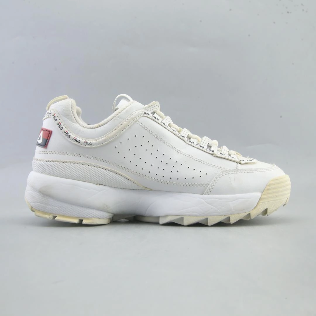 FILA DISRUPTOR 2 Fila athletic shoe visuals