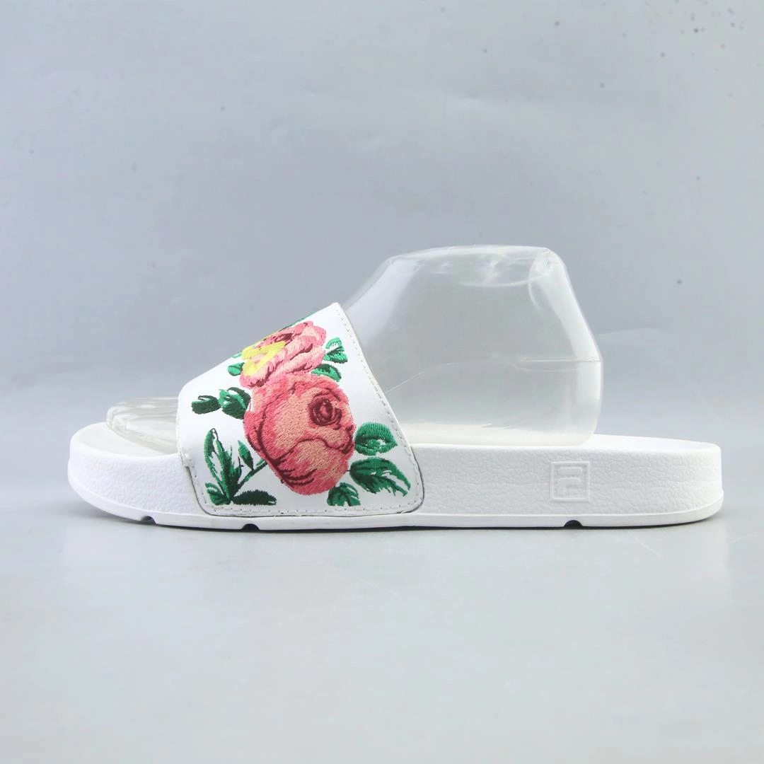 FILA DRIFTER ROSE EMBROIDERED Fila athletic shoe visuals