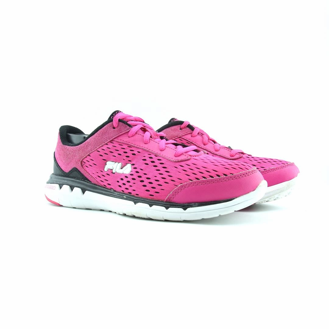 FILA ENERGIZED Fila athletic shoe visuals