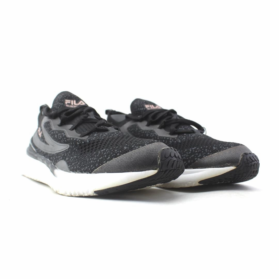 FILA ENERGIZED Fila athletic shoe visuals