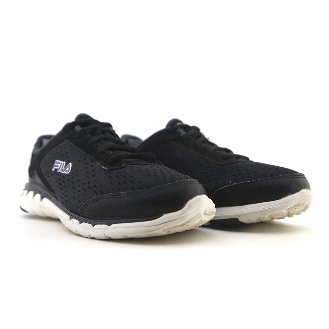 FILA ENERGIZED Fila athletic shoe visuals