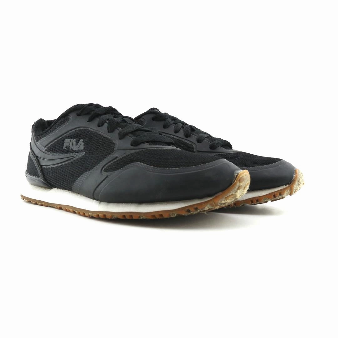 FILA FORERUNNER Fila athletic shoe visuals