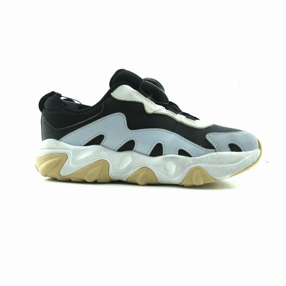 FILA LUMINANCE Fila athletic shoe visuals