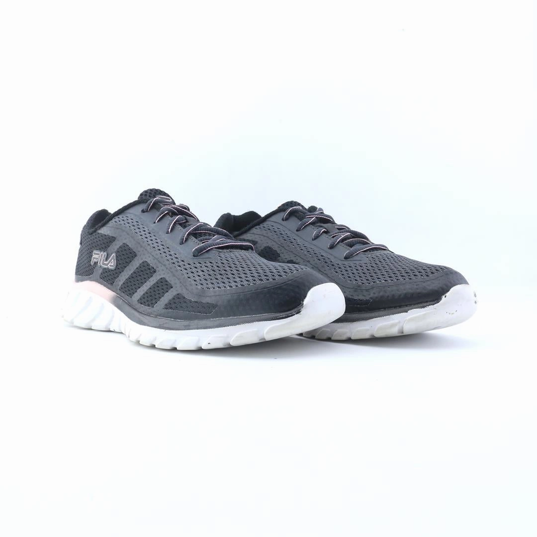 FILA MEMORY FOAM Fila athletic shoe visuals