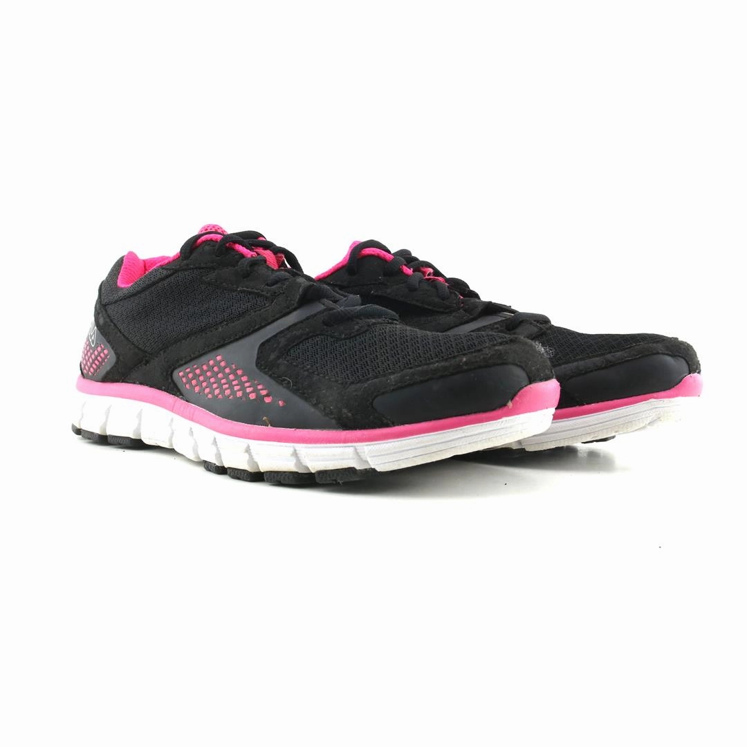 FILA MEMORY FOAM Fila athletic shoe visuals