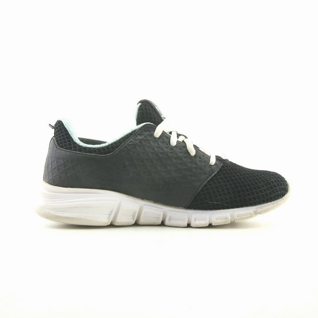 FILA MEMORY FOAM Fila athletic shoe visuals