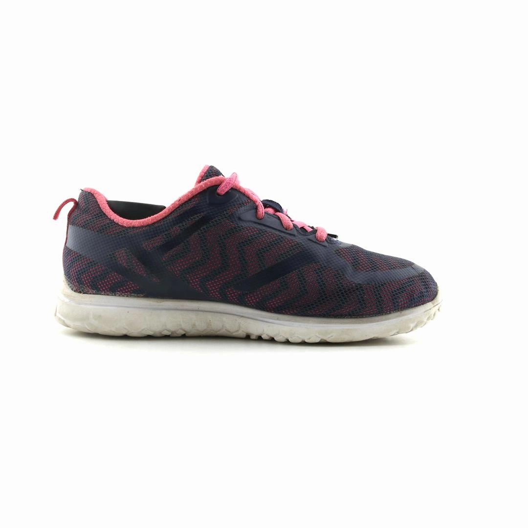 FILA MEMORY FOAM Fila athletic shoe visuals