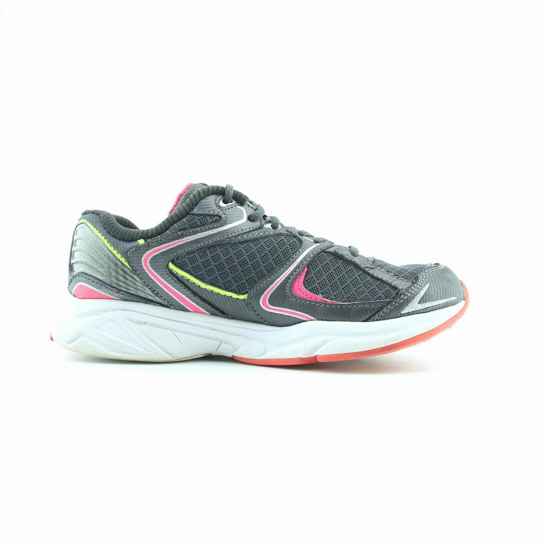 FILA MEMORY FOAM Fila athletic shoe visuals