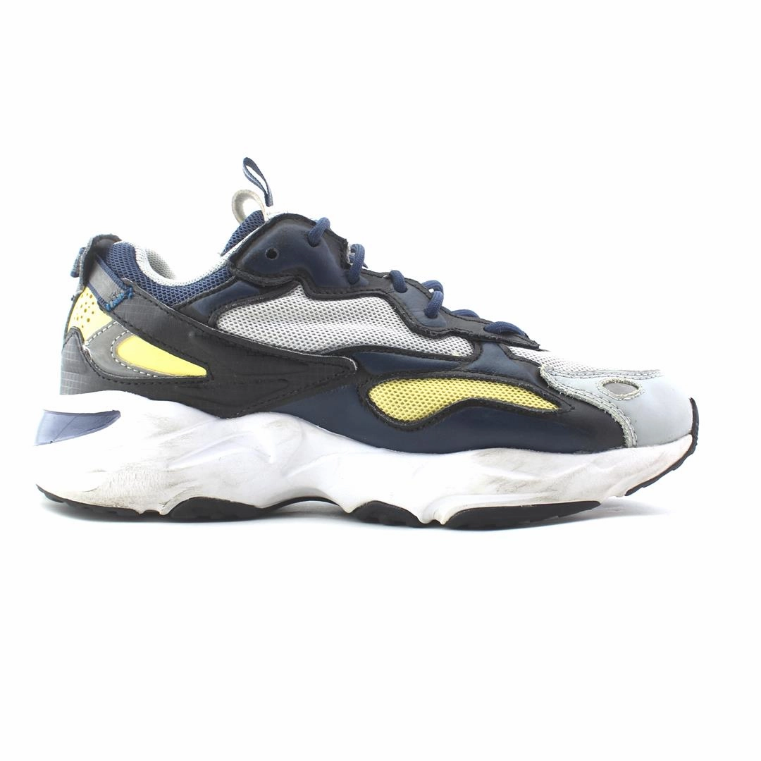 FILA MEMORY FOAM Fila athletic shoe visuals