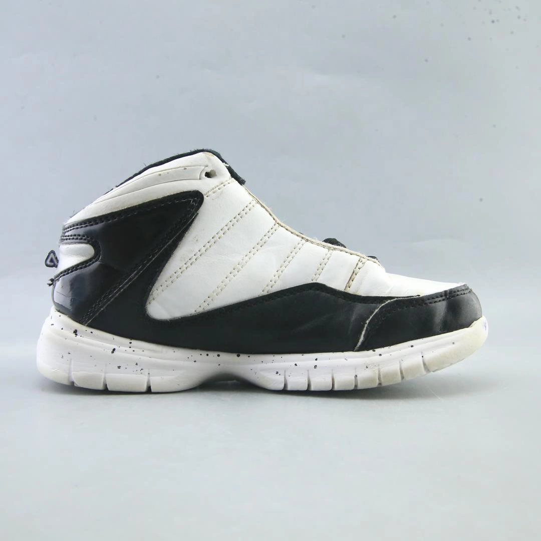 FILA MEMORY FOAM Fila athletic shoe visuals