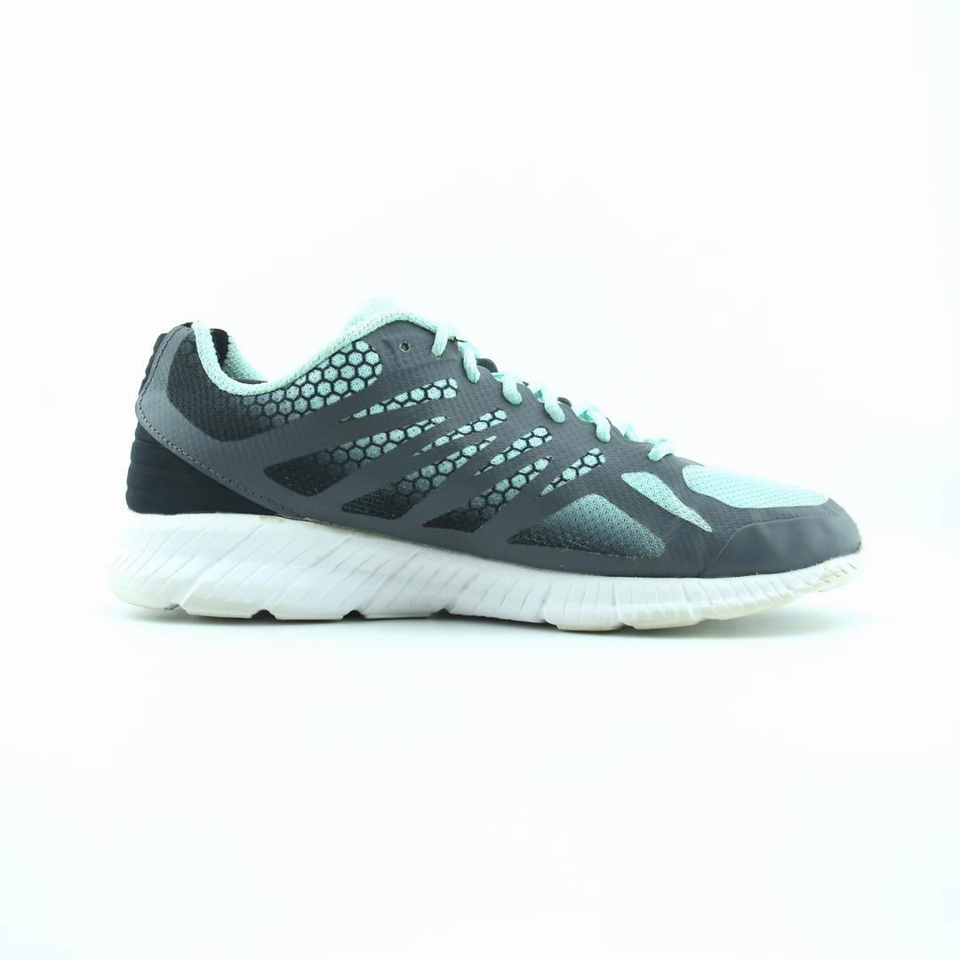FILA MEMORY FOAM Fila athletic shoe visuals