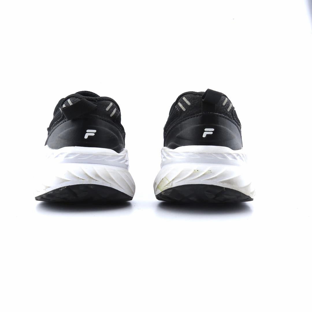 FILA MEMORY FOAM Fila athletic shoe visuals