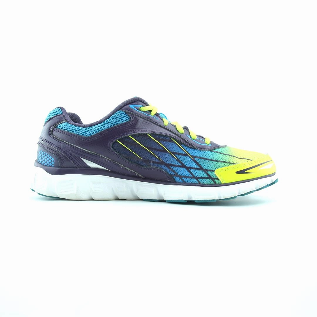 FILA MEMORY FOAM Fila athletic shoe visuals