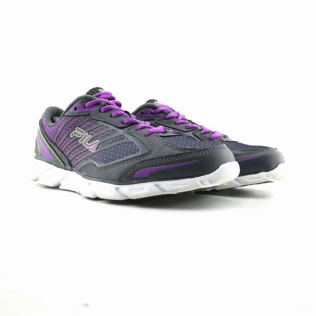 FILA MEMORY FOAM Fila athletic shoe visuals