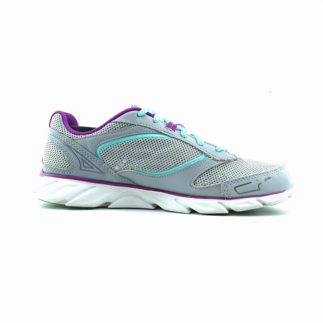 FILA MEMORY FOAM Fila athletic shoe visuals