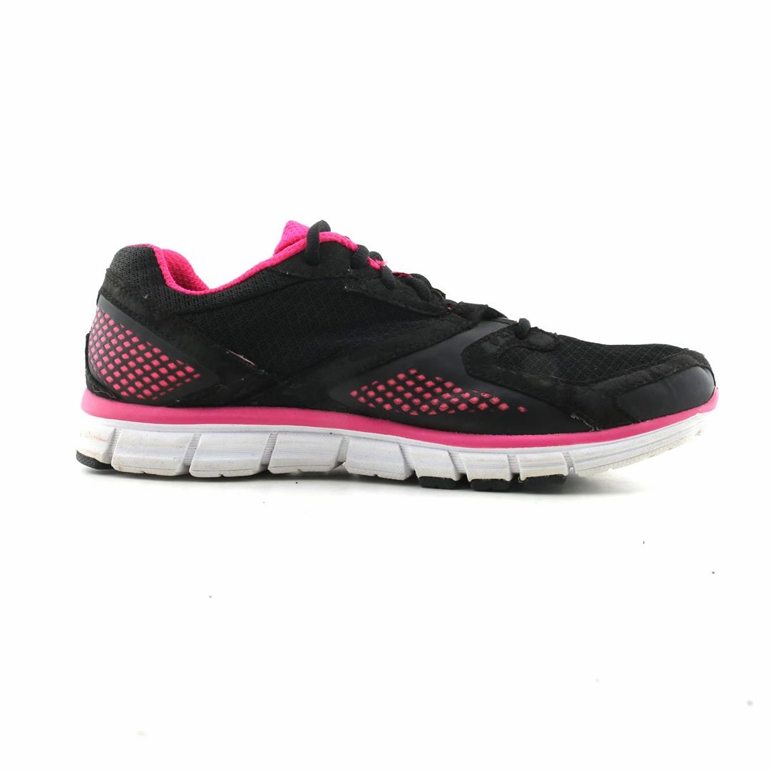FILA MEMORY FOAM Fila athletic shoe visuals