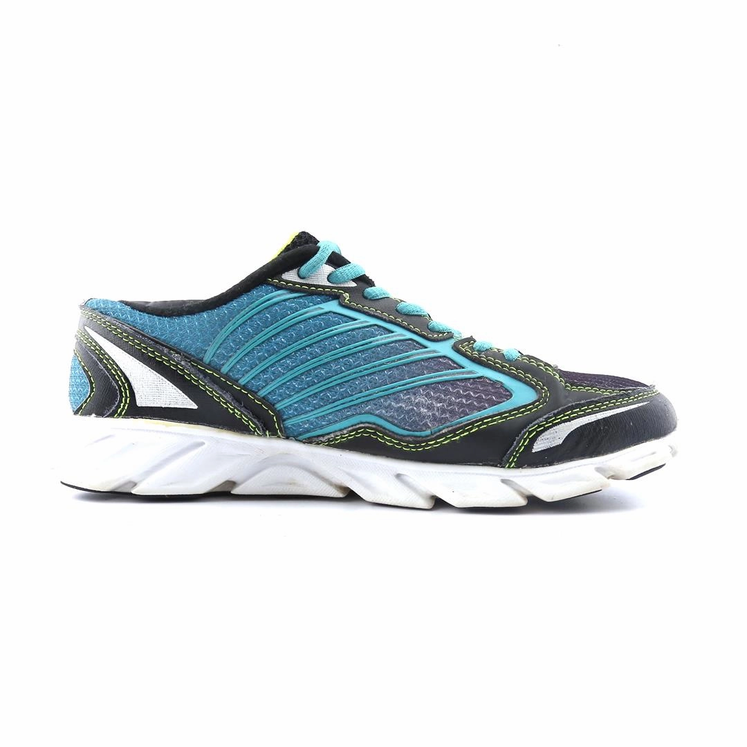 FILA MEMORY FOAM Fila athletic shoe visuals