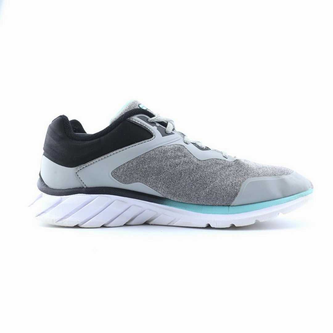 FILA MEMORY FOAM Fila athletic shoe visuals