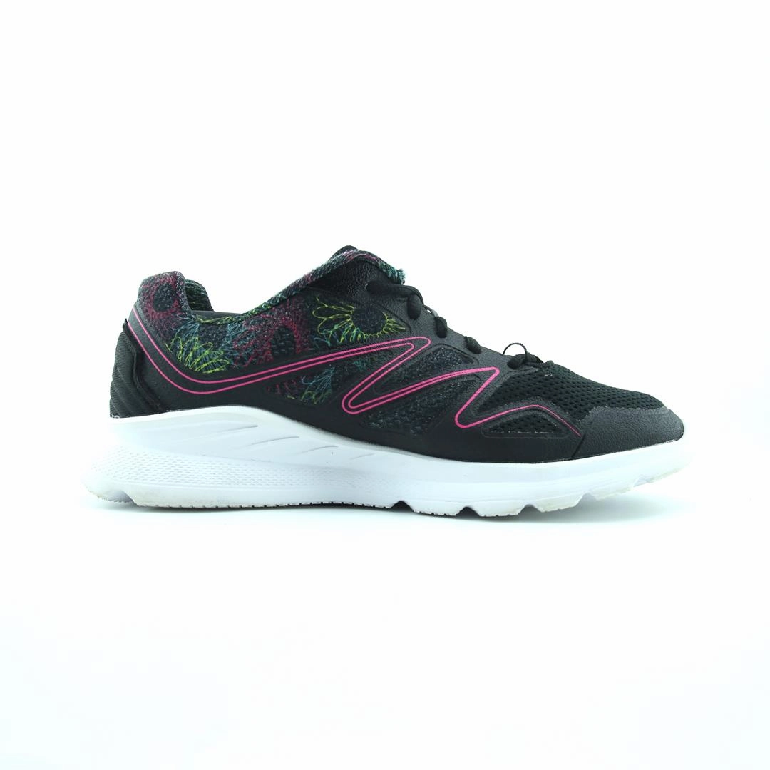FILA MEMORY FOAM Fila athletic shoe visuals