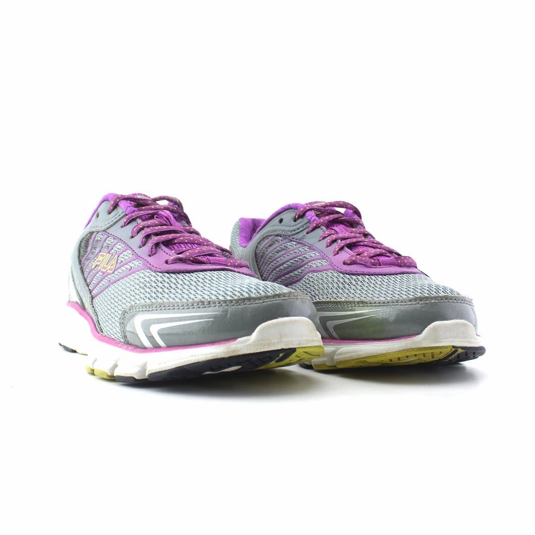 FILA MEMORY FORM Fila athletic shoe visuals