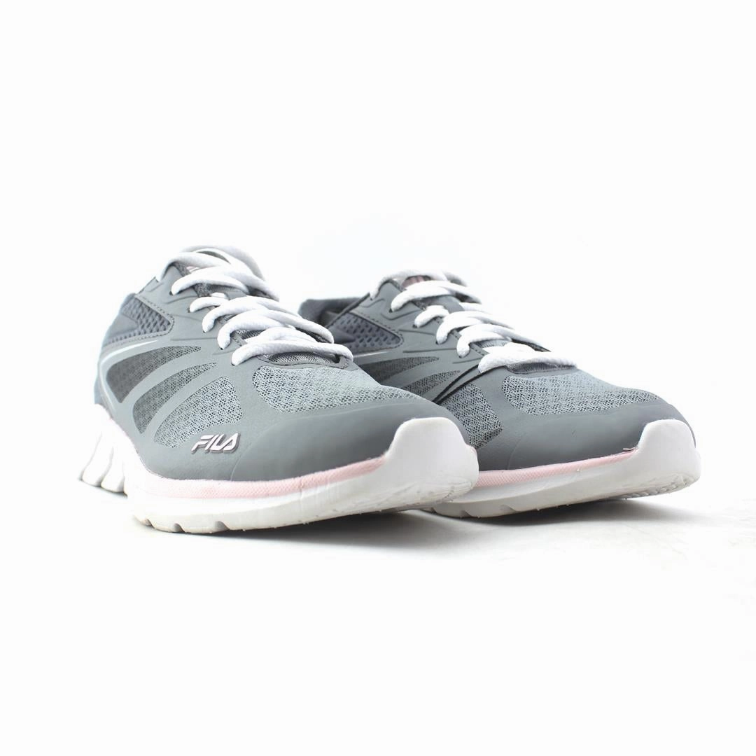 FILA MEMORY SPEEDSTRIDE 10 Fila athletic shoe visuals