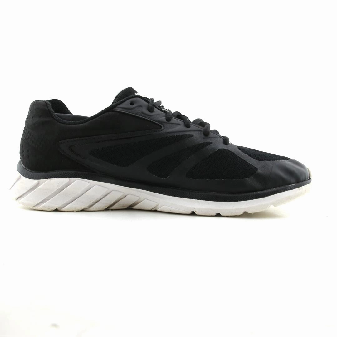 FILA  MEMORY SUPERSTRIDE Fila athletic shoe visuals