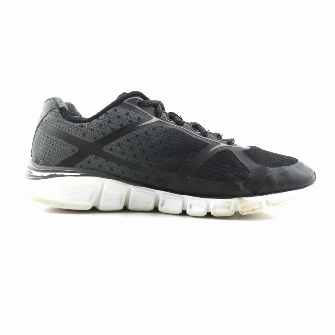 FILA PRIMEFORCE Fila athletic shoe visuals