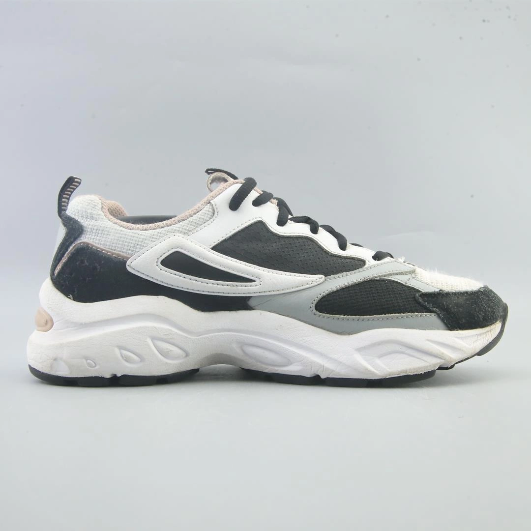 FILA RECOLLECTOR Fila athletic shoe visuals