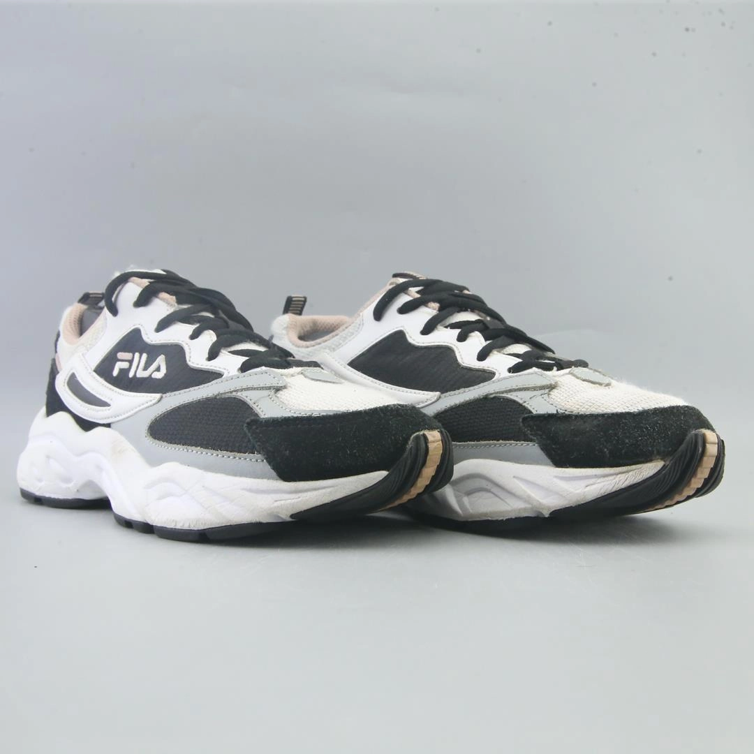 FILA RECOLLECTOR Fila athletic shoe visuals