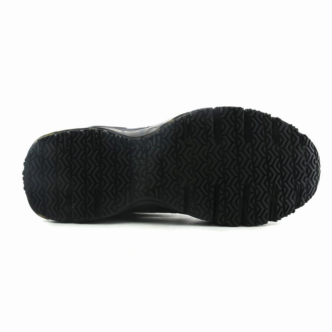 FILA SLIP RESISTANT Fila athletic shoe visuals