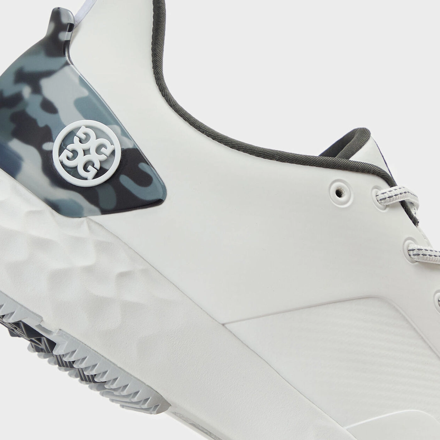 G/Fore MG4  Camo Accent Golf Shoes - Snow/Charcoal Camo Chic Platform Sneakers
