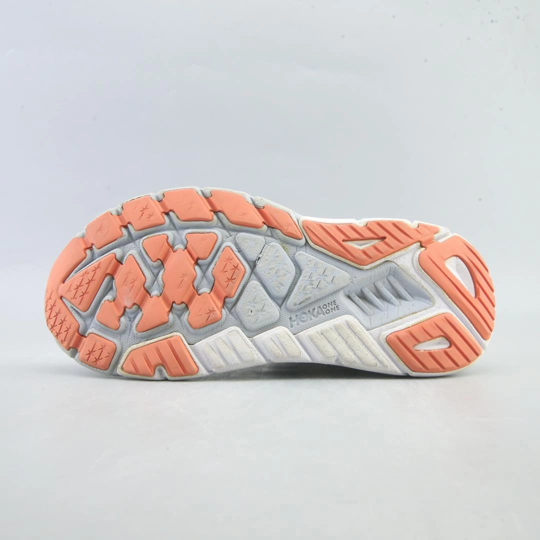 HOKA ONE ONE ARAHI 6 Hoka running shoe visuals