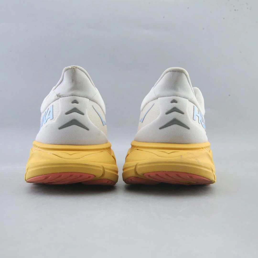HOKA ONE ONE ARAHI 6 Hoka running shoe visuals