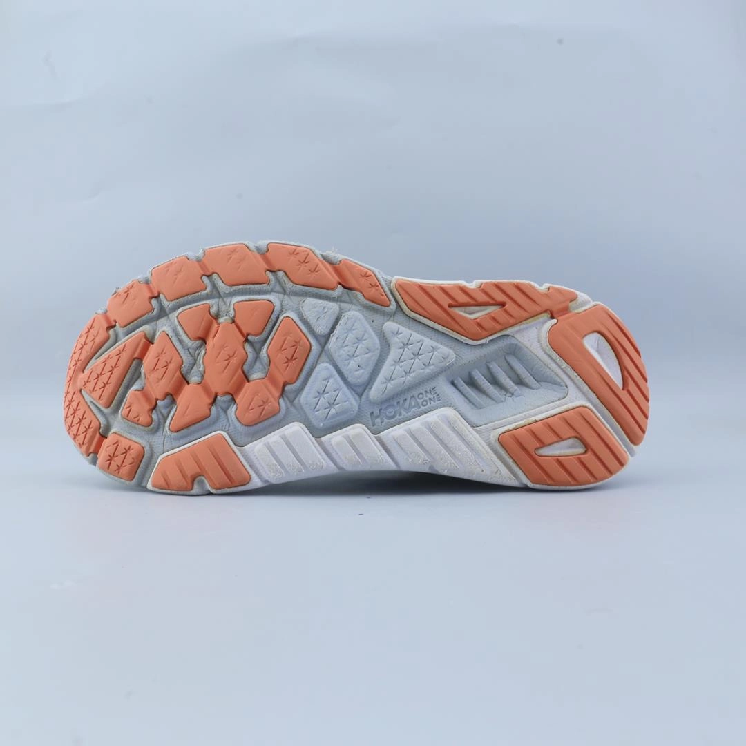 HOKA ONE ONE ARAHI 6 Hoka running shoe visuals