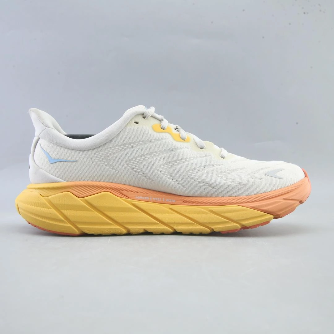 HOKA ONE ONE ARAHI 6 Hoka running shoe visuals