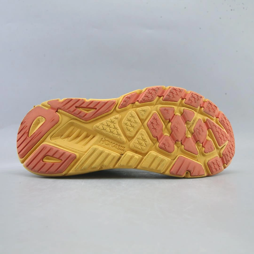 HOKA ONE ONE ARAHI 6 Hoka running shoe visuals