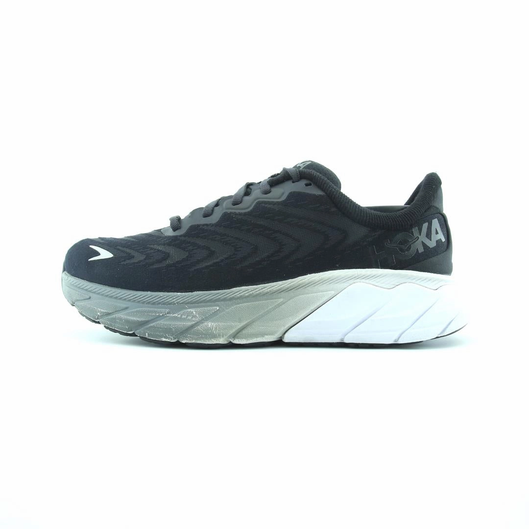 HOKA ONE ONE ARAHI 6 Hoka versatile shoe designs
