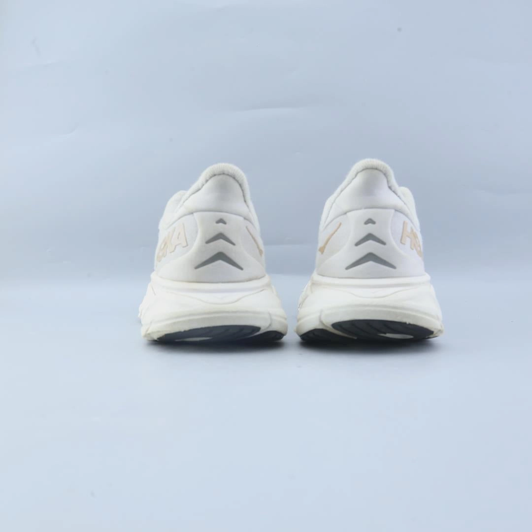 HOKA ONE ONE ARAHI 6 Hoka running shoe visuals