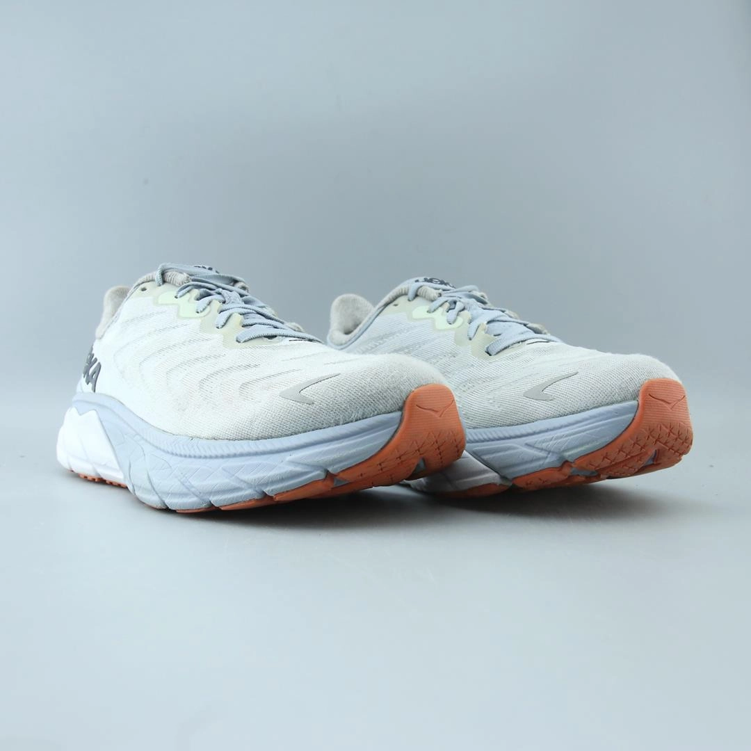 HOKA ONE ONE ARAHI 6 Hoka running shoe visuals