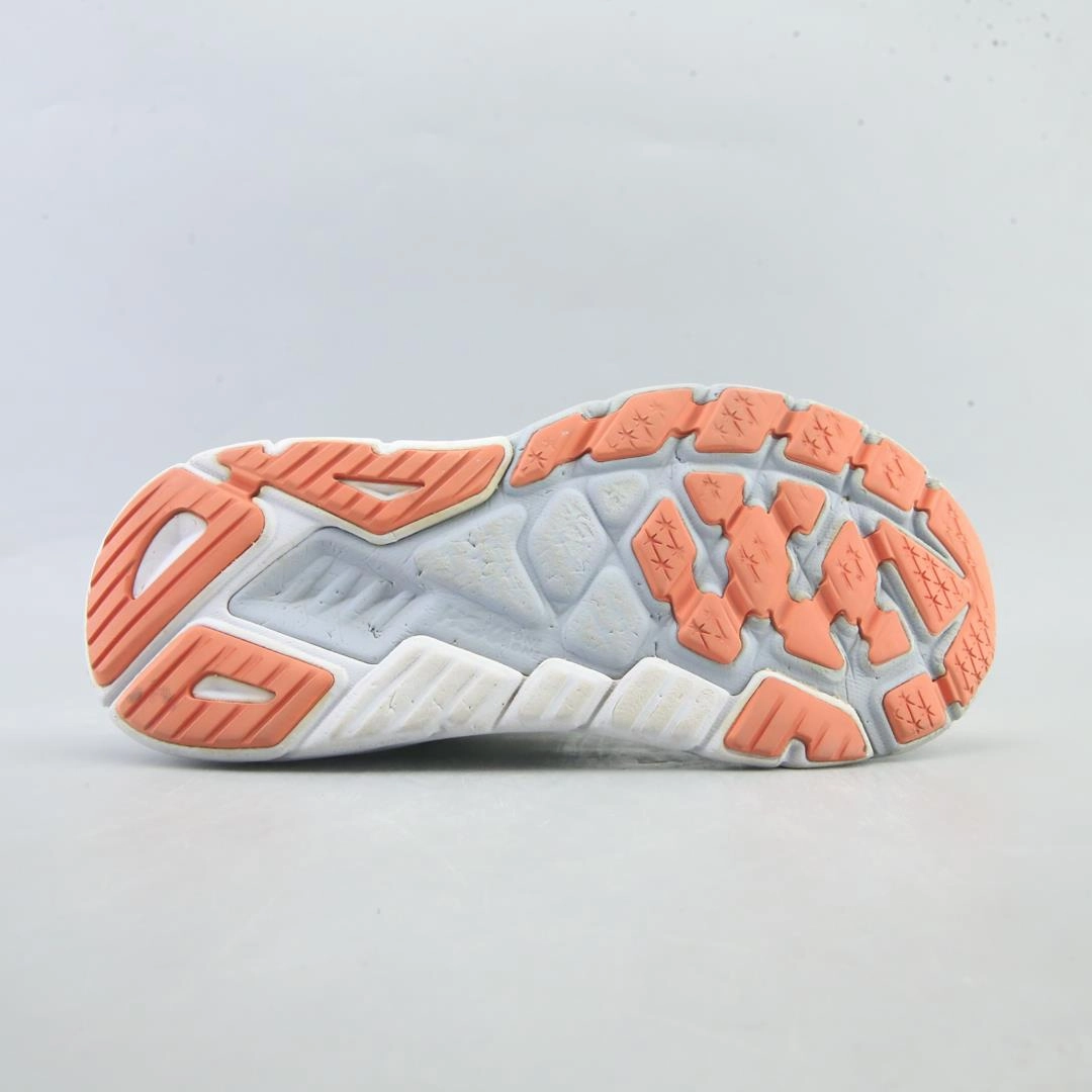 HOKA ONE ONE ARAHI 6 Hoka running shoe visuals