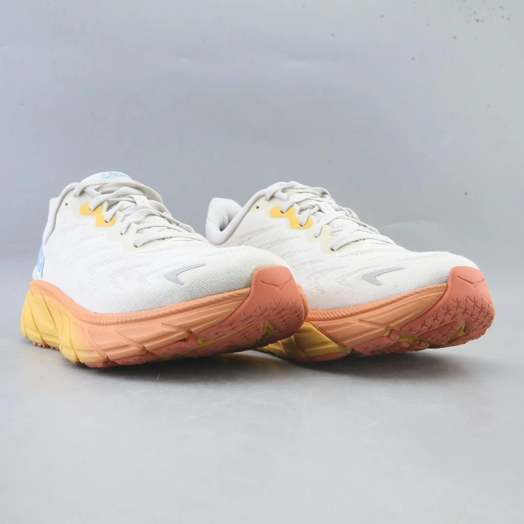 HOKA ONE ONE ARAHI 6 Hoka running shoe visuals