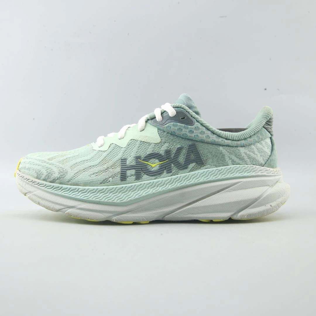 HOKA ONE ONE CHALLENGER ART 7 Hoka versatile shoe designs